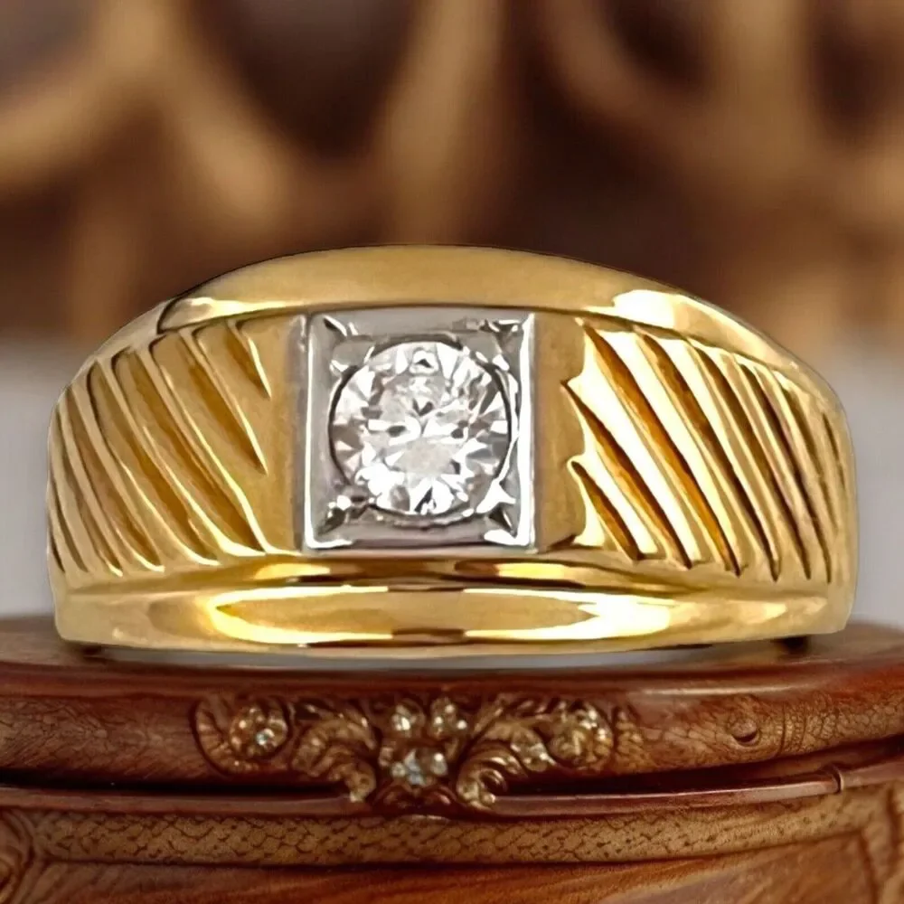 Vintage 1970s Ring Sz 8 Cubic Zirconia Solitaire Textured 18KT Gold Plated - 14O